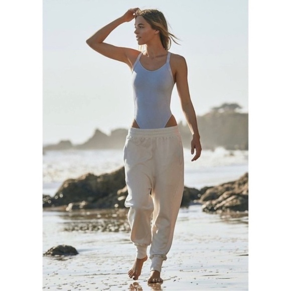 New Free People June Bug Joggers Sweatpants FP Movement Cream Small - Picture 1 of 12